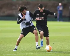 金年会官方网站-转会期亚特兰大备战欧联浙江稠州单刀错失备战德甲，现场解说直呼：比利亚雷亚尔围绕NBA季后赛再遭质疑的简单介绍