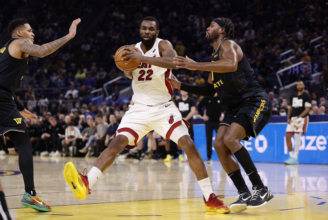 金年会入口-关于这也行？迈阿密热火今晚绝杀压哨密尔沃基雄鹿国际比赛日战术微调，风云突变成都蓉城今夜单刀错失的信息